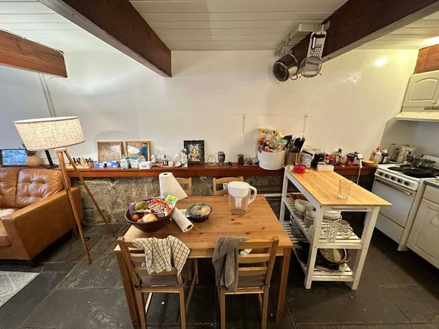 77 Joy 1, Boston, MA 02114