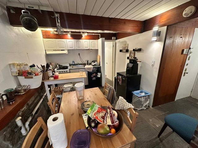 77 Joy 1, Boston, MA 02114