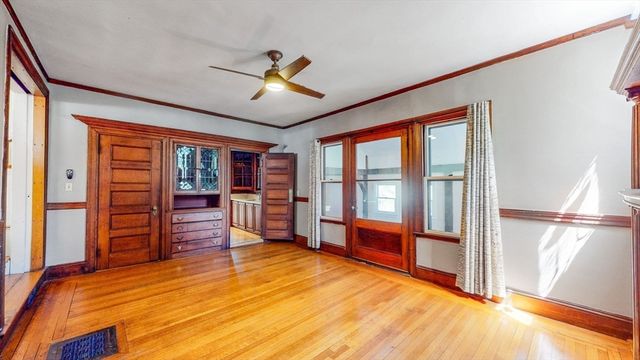 36 Dexter Rd, Newton, MA 02460