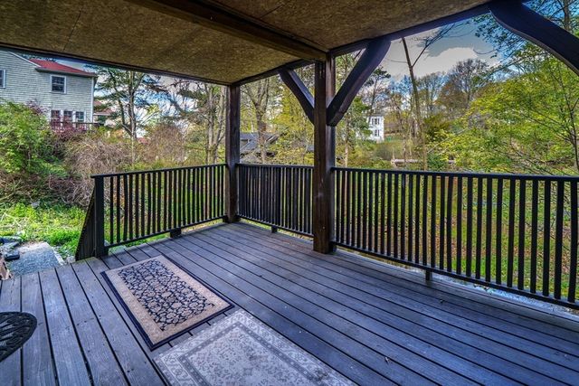 36 Dexter Rd, Newton, MA 02460