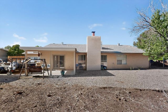 3701 Torrey Pines Road SE, Rio Rancho, NM 87124