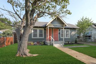 2821 Gladstone Drive, Dallas, TX 75211
