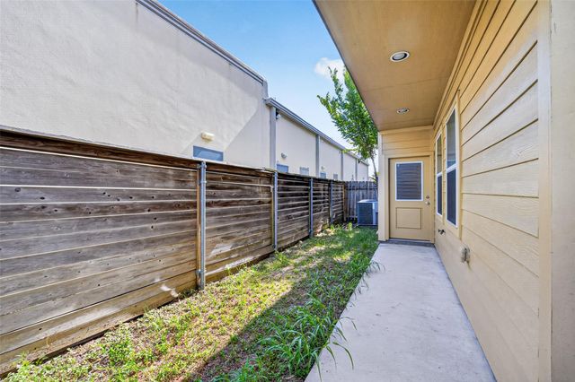 12607 Ashford Shore Drive, Houston, TX 77072