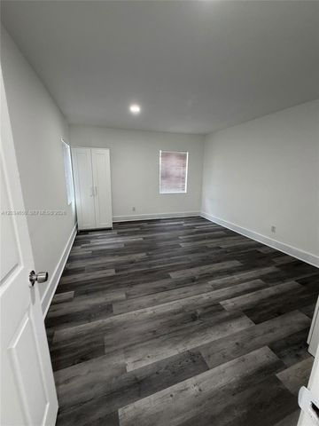 2025 NW 72nd Street 2, Miami, FL 33147