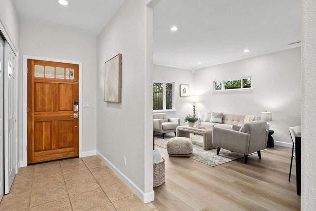 1576 Heritage Lane, Santa Cruz, CA 95062