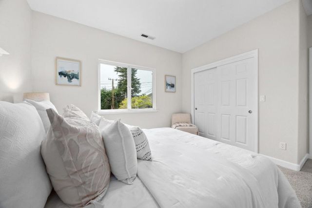 1576 Heritage Lane, Santa Cruz, CA 95062