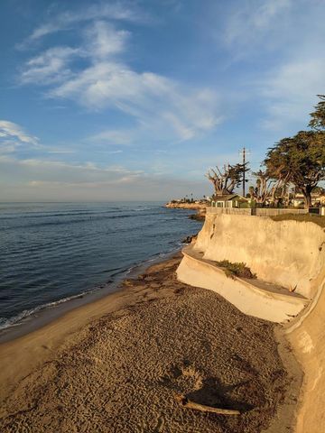 1576 Heritage Lane, Santa Cruz, CA 95062
