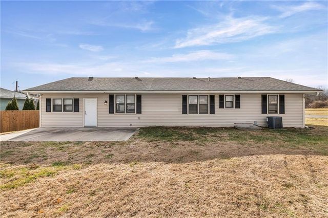 1530 Choctaw Street, Leavenworth, KS 66048