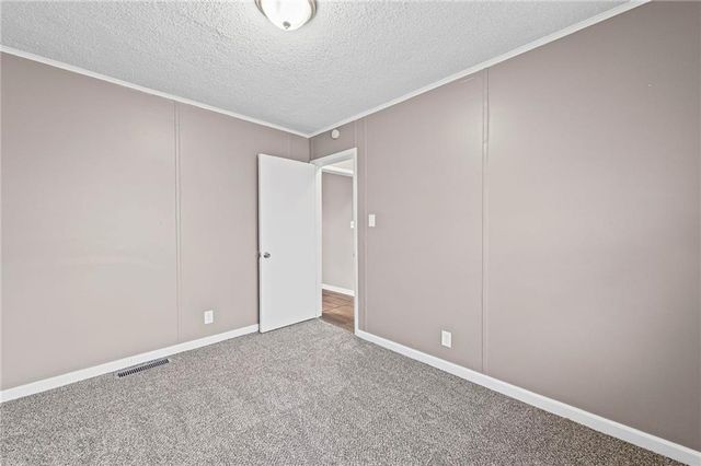 1530 Choctaw Street, Leavenworth, KS 66048