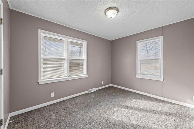 1530 Choctaw Street, Leavenworth, KS 66048