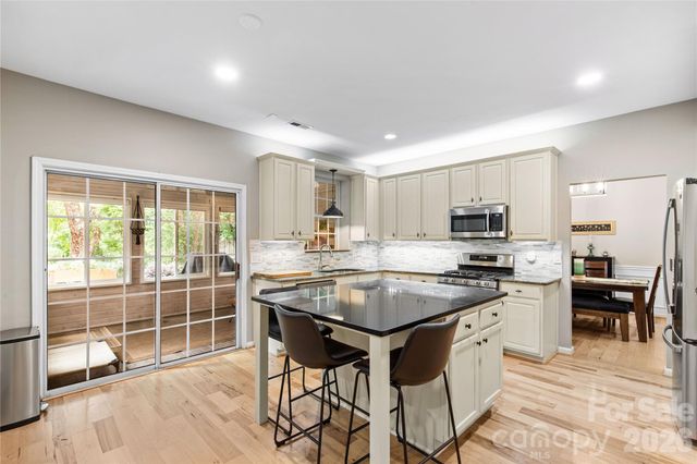 1126 W Arrow Lake Court, Lancaster, SC 29720
