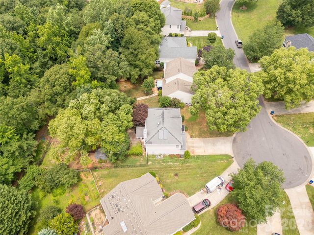 1126 W Arrow Lake Court, Lancaster, SC 29720