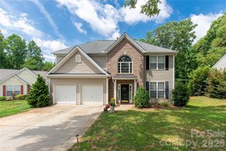 1126 W Arrow Lake Court, Lancaster, SC 29720
