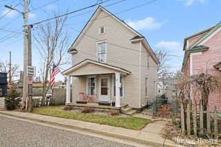 17 Vandine Place Ne, City Of Grand Rapids, MI 49503