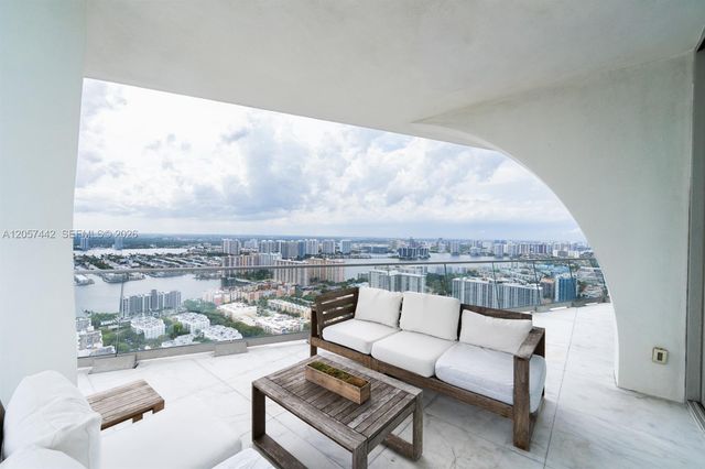 16901 Collins Ave 4201, Sunny Isles Beach, FL 33160