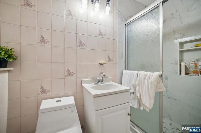249 Knickerbocker Road, Englewood, NJ 07631