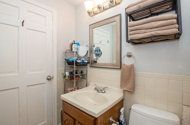 96 Derby Street 1, Salem, MA 01970