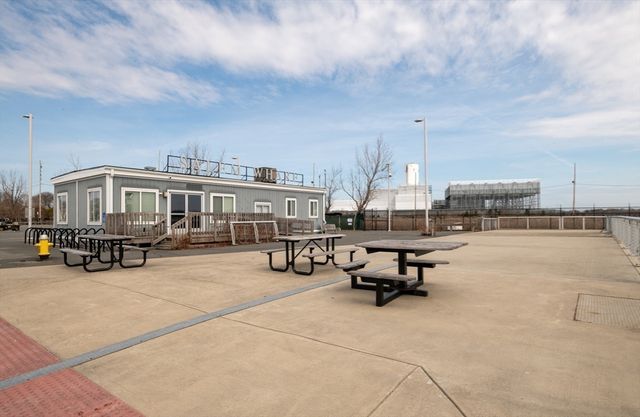 96 Derby Street 1, Salem, MA 01970