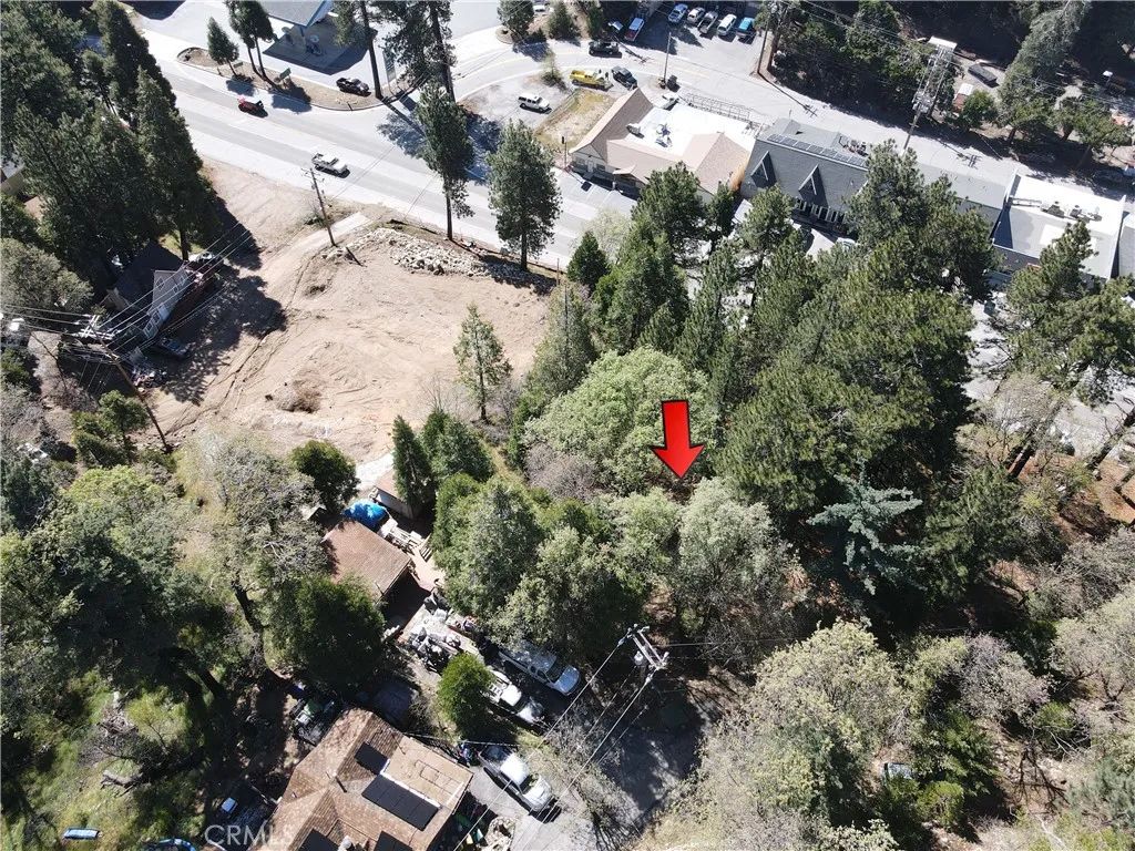 0 Lovers, Rimforest, CA 92378