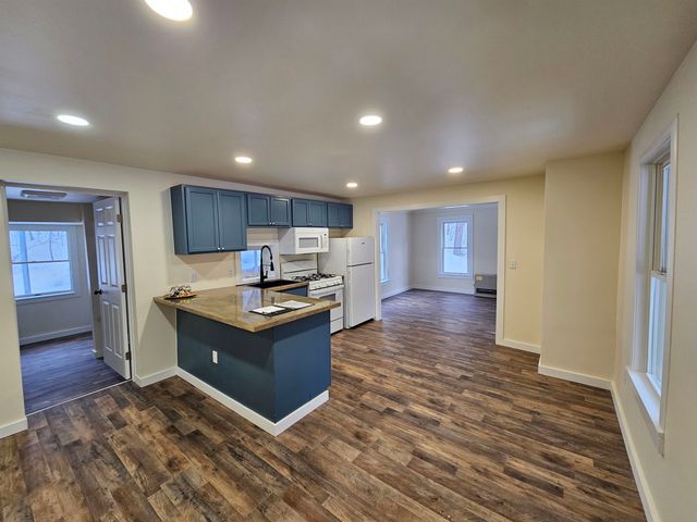 67 Buffalo Street, Hardwick, VT 05843