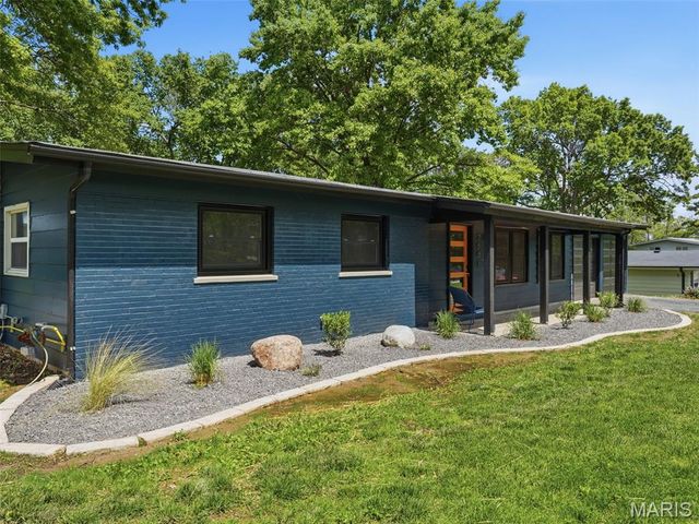 2501 Trossock Lane, Unincorporated, MO 63122