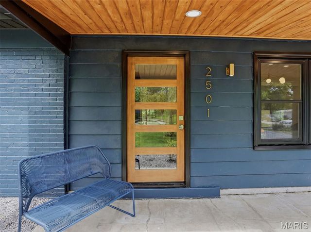 2501 Trossock Lane, Unincorporated, MO 63122