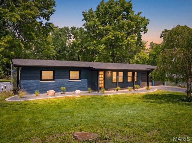 2501 Trossock Lane, Unincorporated, MO 63122