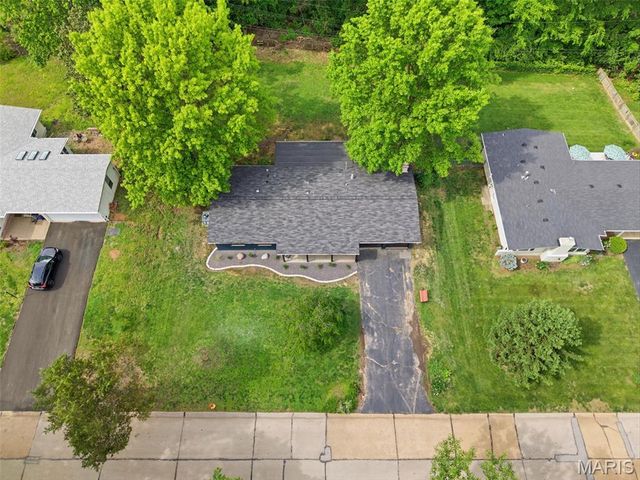 2501 Trossock Lane, Unincorporated, MO 63122