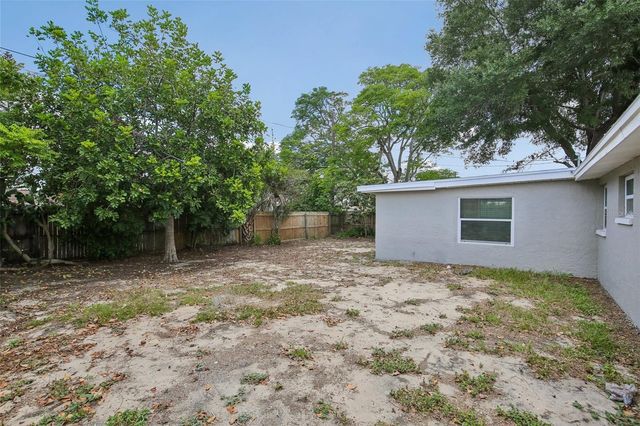 4922 PANORAMA AVENUE, Holiday, FL 34690