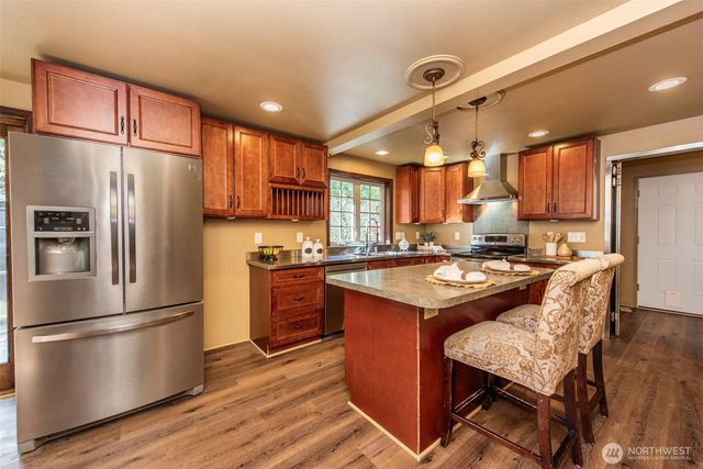 772 Taylor Cutoff Road, Sequim, WA 98382