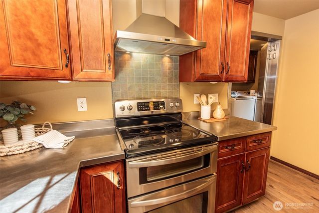 772 Taylor Cutoff Road, Sequim, WA 98382