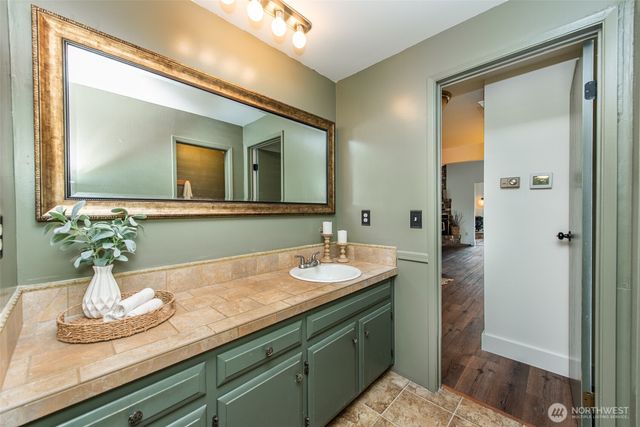 772 Taylor Cutoff Road, Sequim, WA 98382