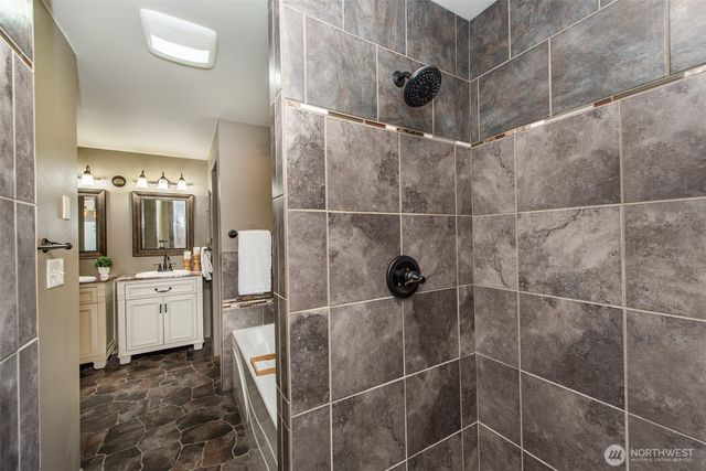 772 Taylor Cutoff Road, Sequim, WA 98382