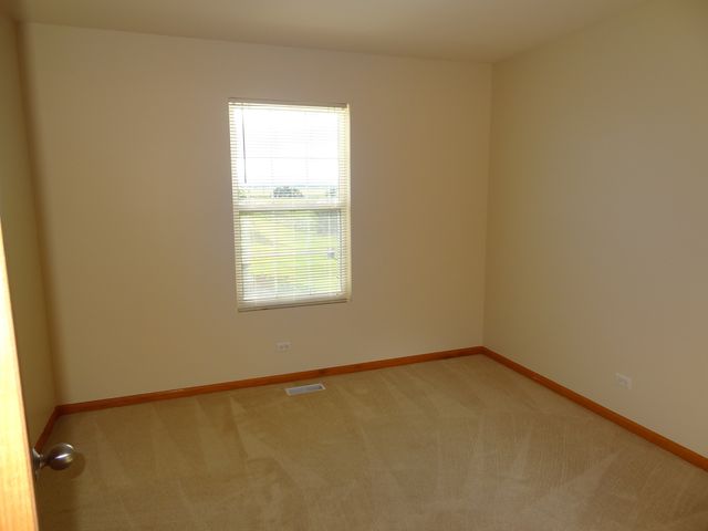 191 WILLOUGHBY Court C, Yorkville, IL 60560