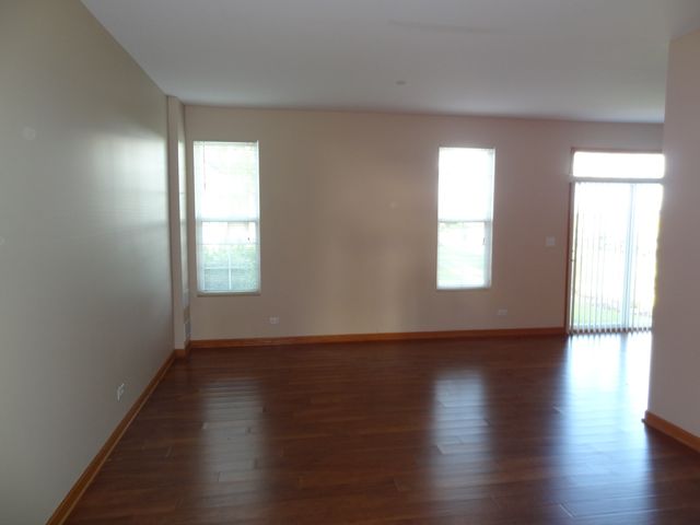 191 WILLOUGHBY Court C, Yorkville, IL 60560