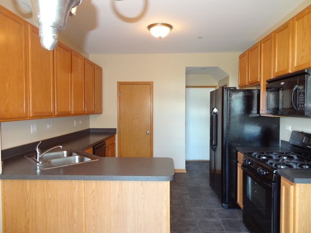 191 WILLOUGHBY Court C, Yorkville, IL 60560