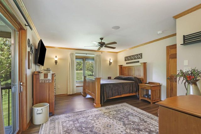 6724 Horseshoe TRAIL, Burlington, WI 53105