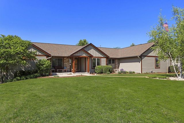6724 Horseshoe TRAIL, Burlington, WI 53105