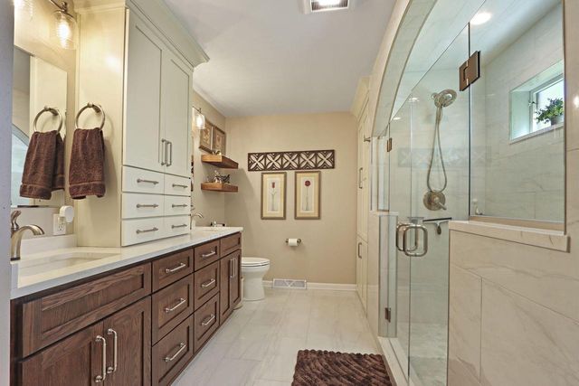 6724 Horseshoe TRAIL, Burlington, WI 53105