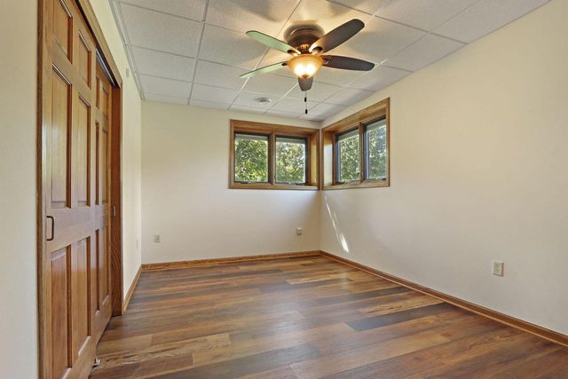 6724 Horseshoe TRAIL, Burlington, WI 53105
