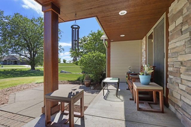 6724 Horseshoe TRAIL, Burlington, WI 53105