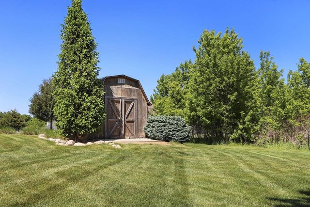 6724 Horseshoe TRAIL, Burlington, WI 53105