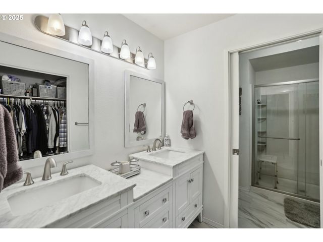 13822 Nw 10TH Ct, Vancouver, WA 98685