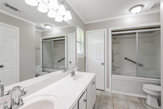 521 Cedar Avenue, League City, TX 77573