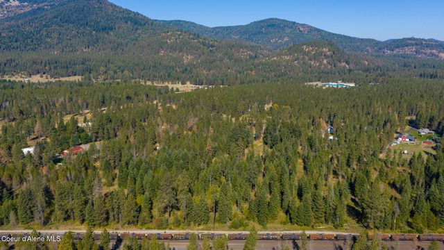 7434 W Diagonal RD, Rathdrum, ID 83858