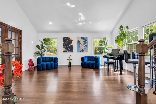 48 Alexandria Drive, Manalapan, NJ 07726