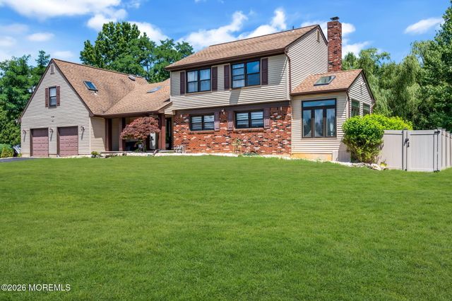 48 Alexandria Drive, Manalapan, NJ 07726