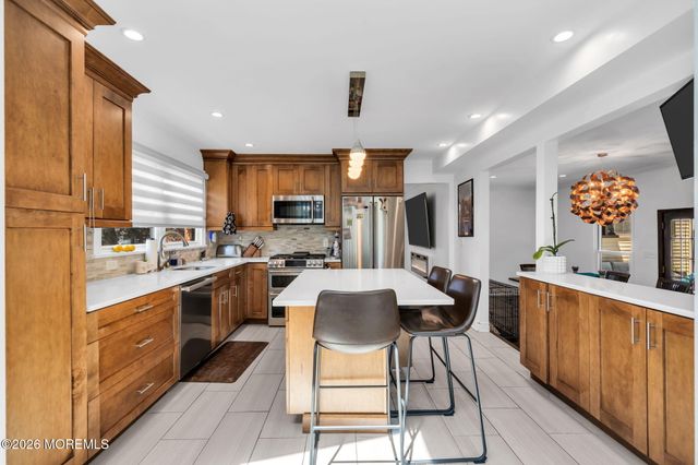 48 Alexandria Drive, Manalapan, NJ 07726