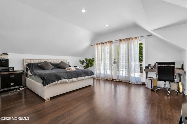 48 Alexandria Drive, Manalapan, NJ 07726