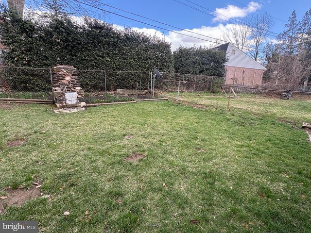 705 WINANS WAY, Baltimore, MD 21229